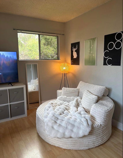 STOREFLIX® Soren — El centro de atención en cualquier sala.